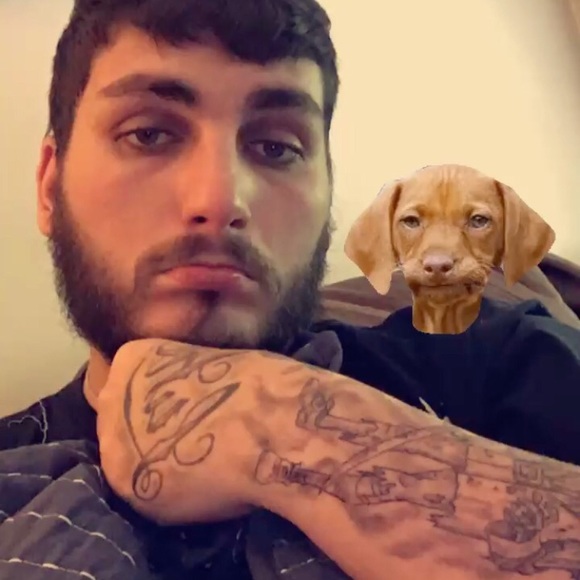 Meet your Posher, ZEE - Picture 2 of 4